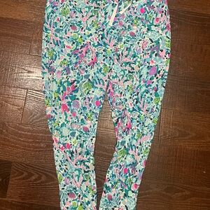 NWT Large Lilly Pulitzer Pink and Blue Floral Pajamas